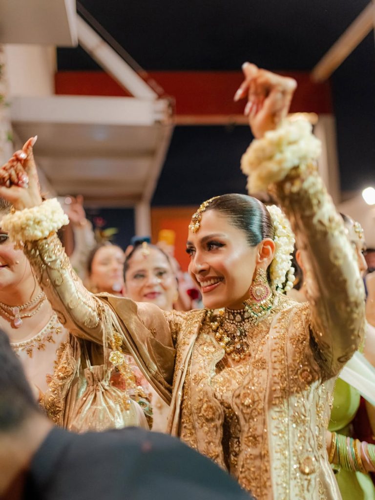 Ayeza Khan Shares Beautiful Moments From Brother’s Barat