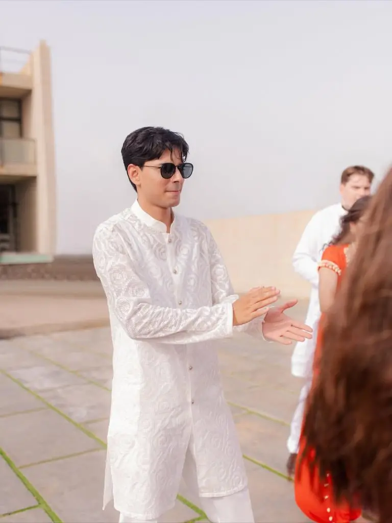 Ayeza Khan Shares Joyful Pictures From Brother’s Wedding
