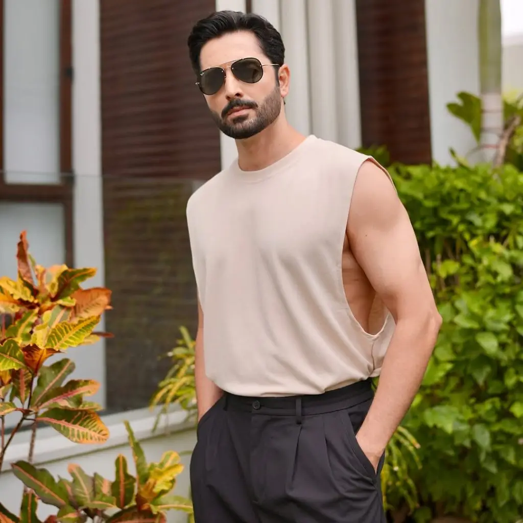 Danish Taimoor’s Look From Old Drama Stuns Fans