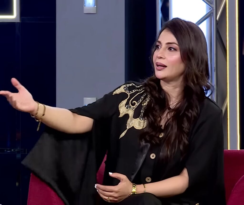 Farah Sadia Breaks Into Tears Remembering First Love
