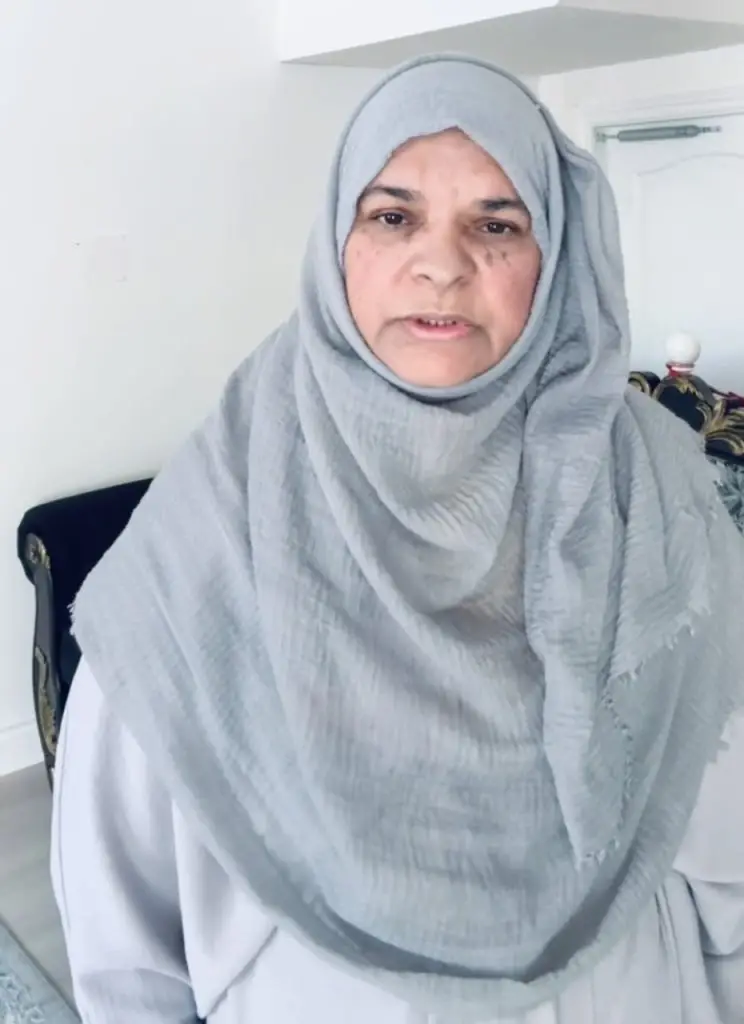 Zaid Ali's Mother Harsh Criticism On Ayesha Omar & Lazawal Ishq