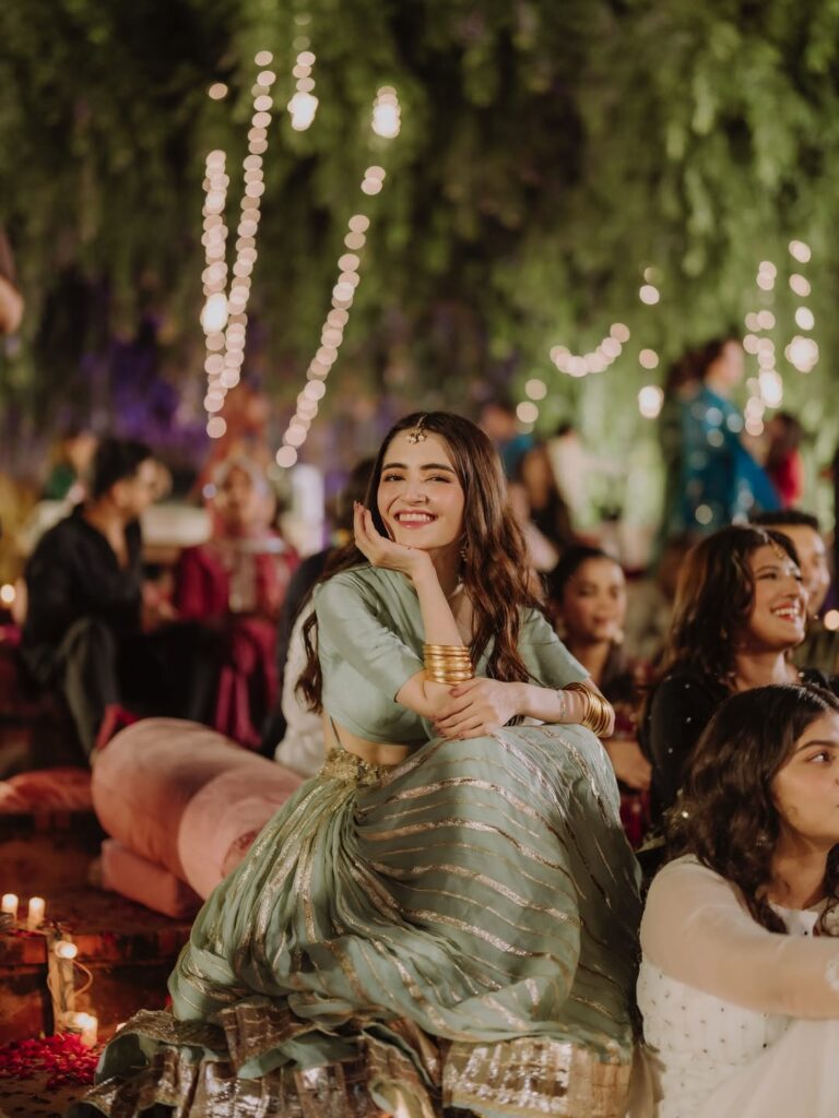 Merub Ali HD Clicks From Brother’s Qawali
