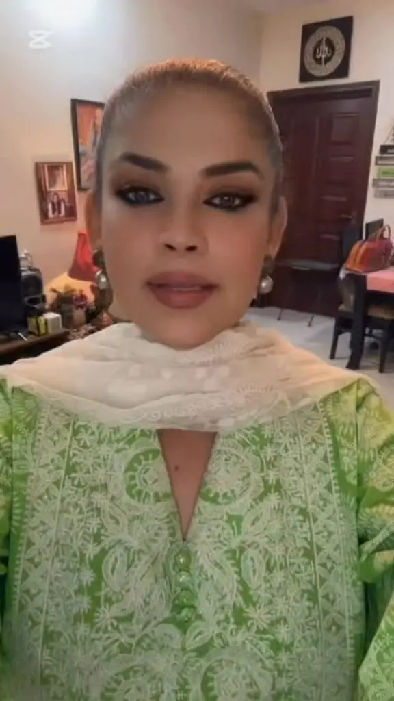 Mishi Khan Calls Out Ayesha Omar & Lazawal Ishq
