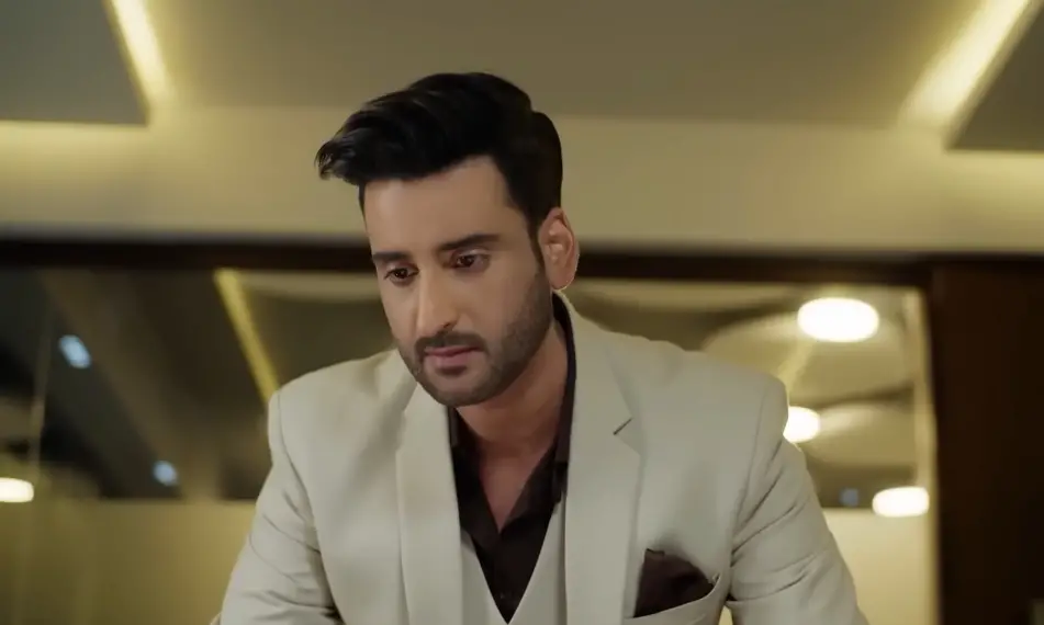 Mohra Episode 33 – Alizeh Criticized for Using Hamza as a Pawn