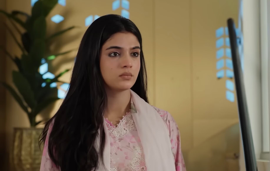 Mohra Episode 36 – Criticism Grows as Story Gets Dragged Mohra Episode 36 – Criticism Grows as Story Gets Dragged