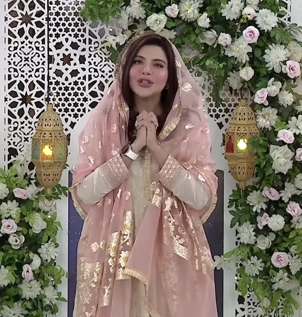 Nida Yasir & Guests Looks On Milad Un Nabi Show Get Trolled