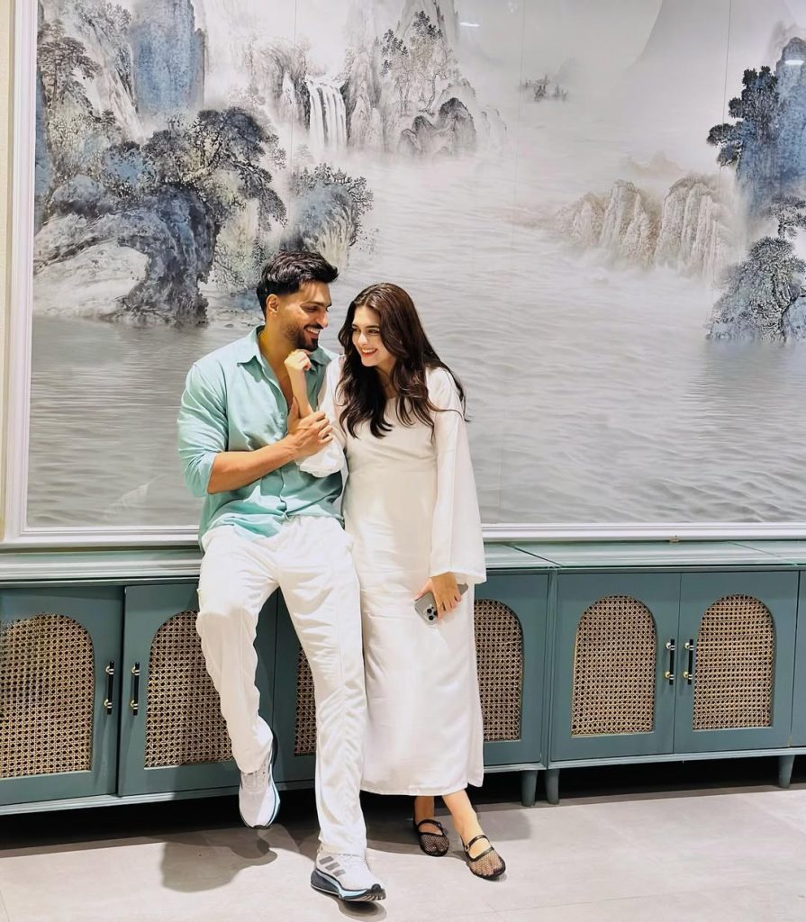 Omer Shahzad & Wife Shanzay Lodhi Cutest Clicks