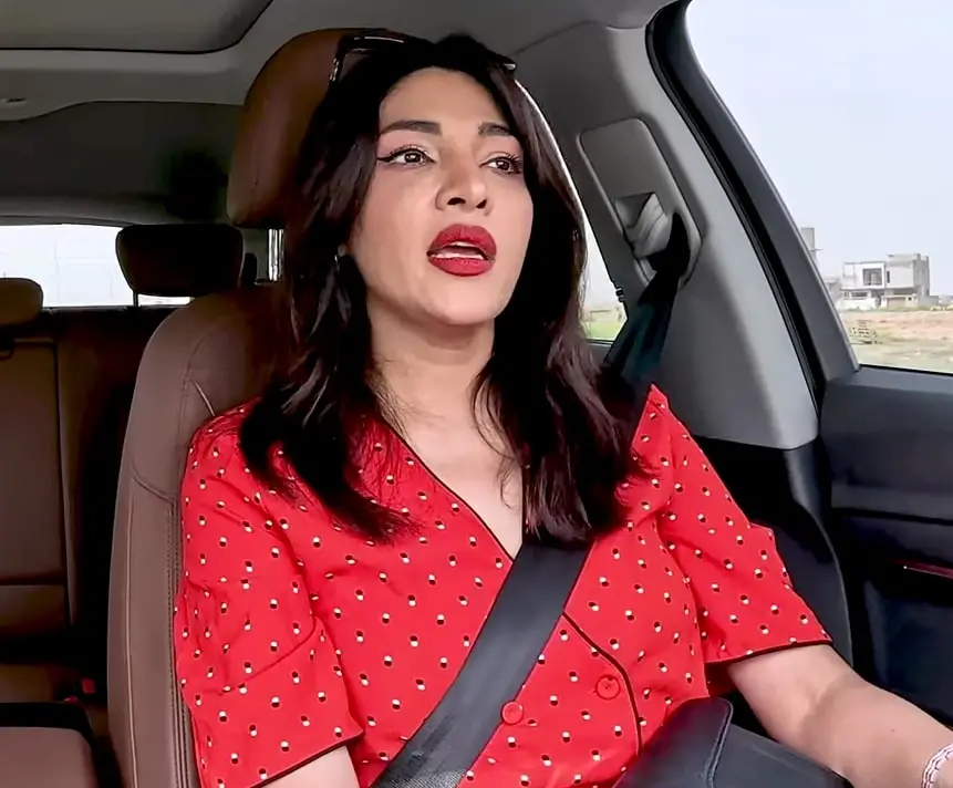 Zhalay Sarhadi On Hania Aamir & Ducky Bhai Controversies