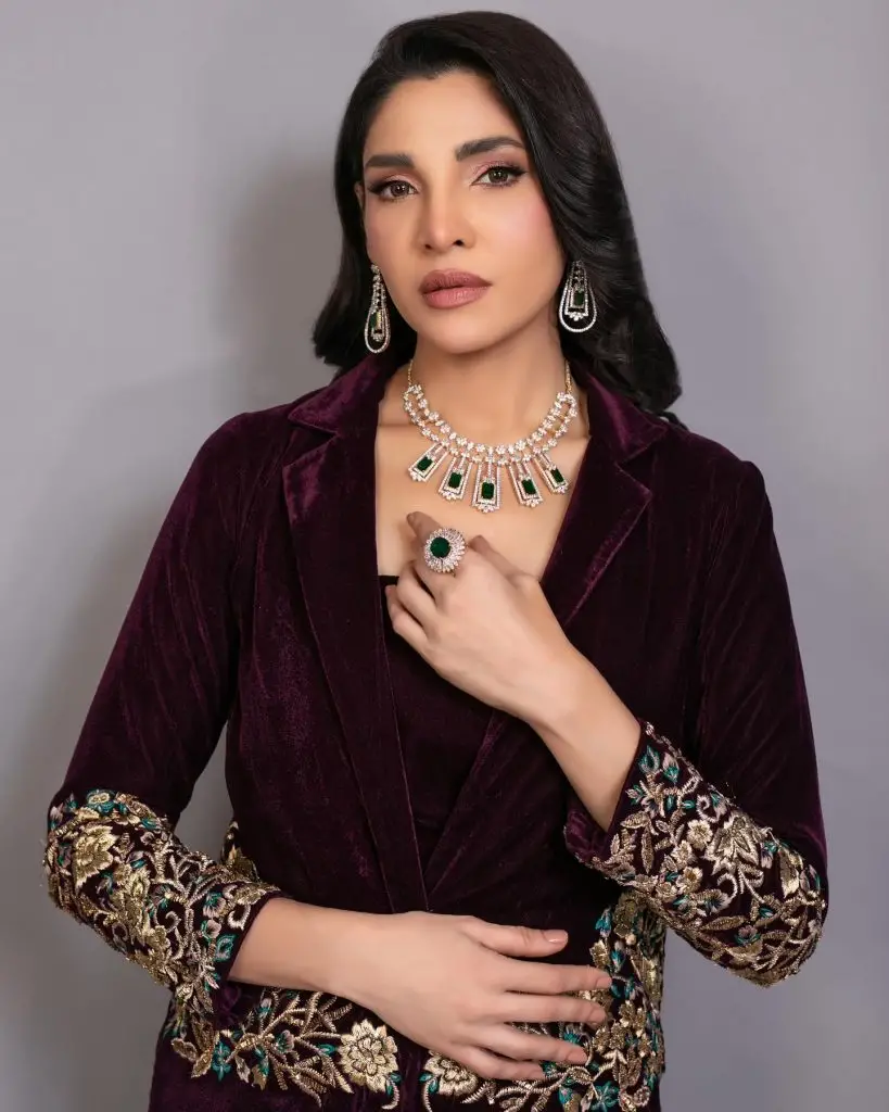 Zhalay Sarhadi On