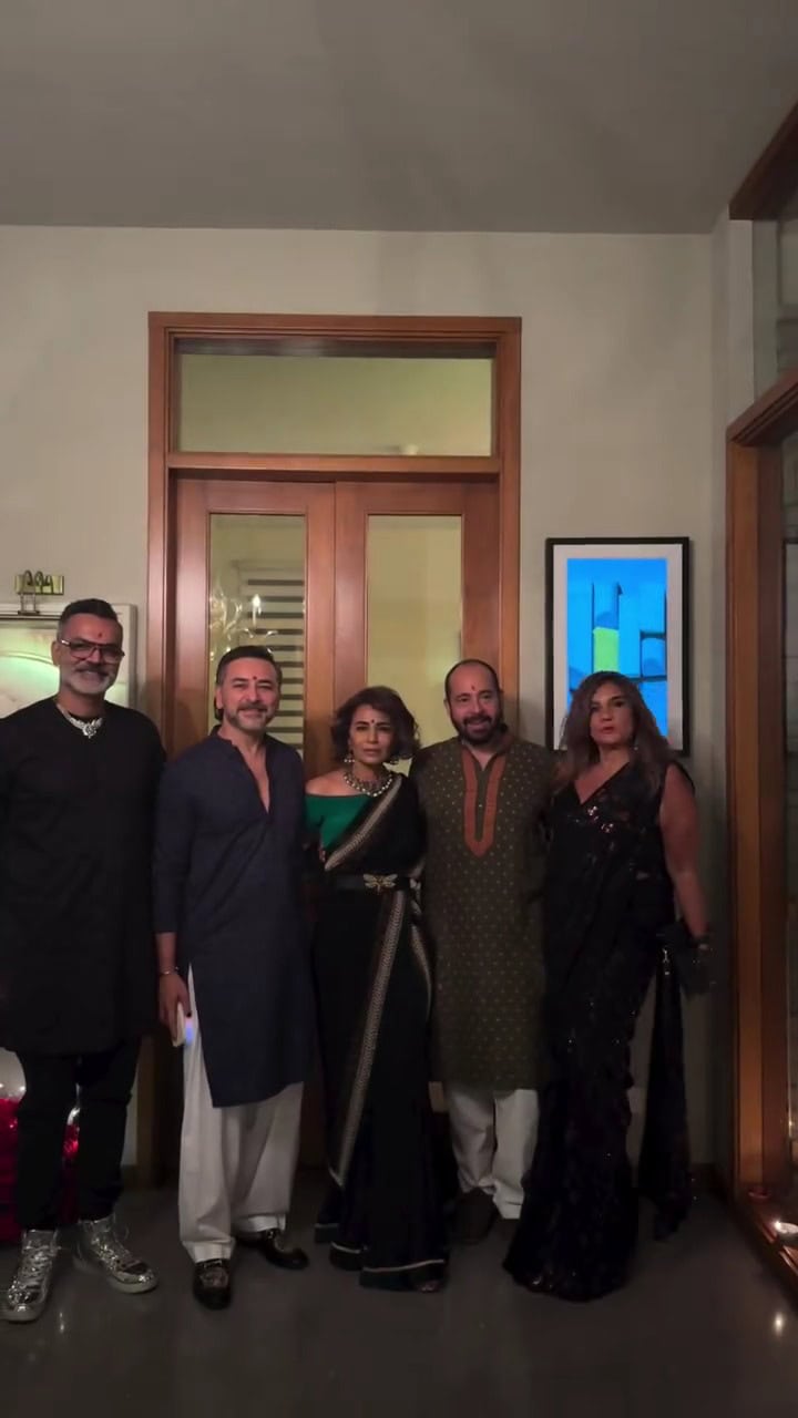 Pakistani Stars Celebrate Diwali In Style