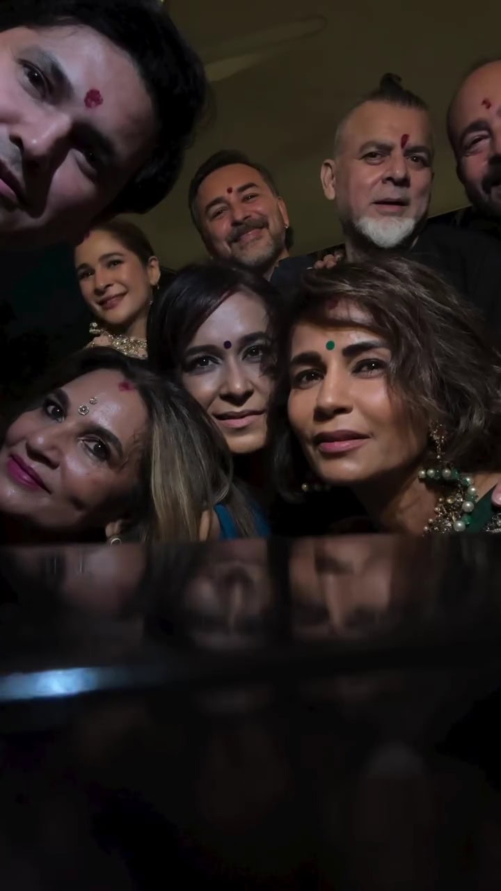 Pakistani Stars Celebrate Diwali In Style