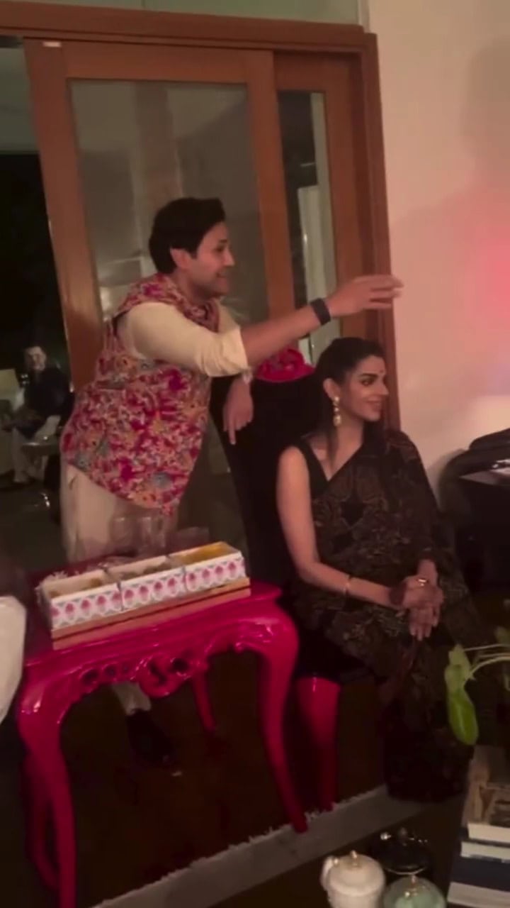 Pakistani Stars Celebrate Diwali In Style