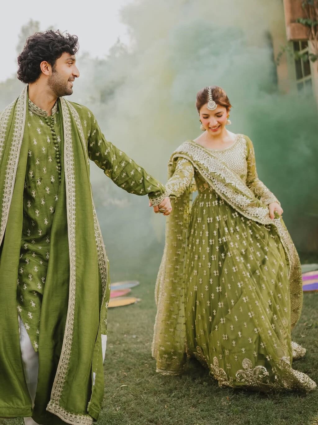 Dananeer Mobeen and Ahad Raza Mir’s Romantic Photoshoot