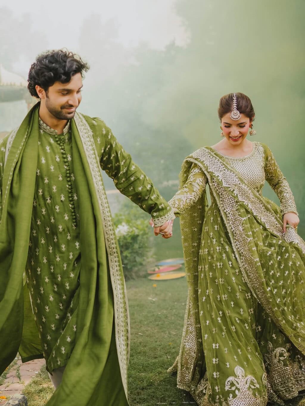 Dananeer Mobeen and Ahad Raza Mir’s Romantic Photoshoot