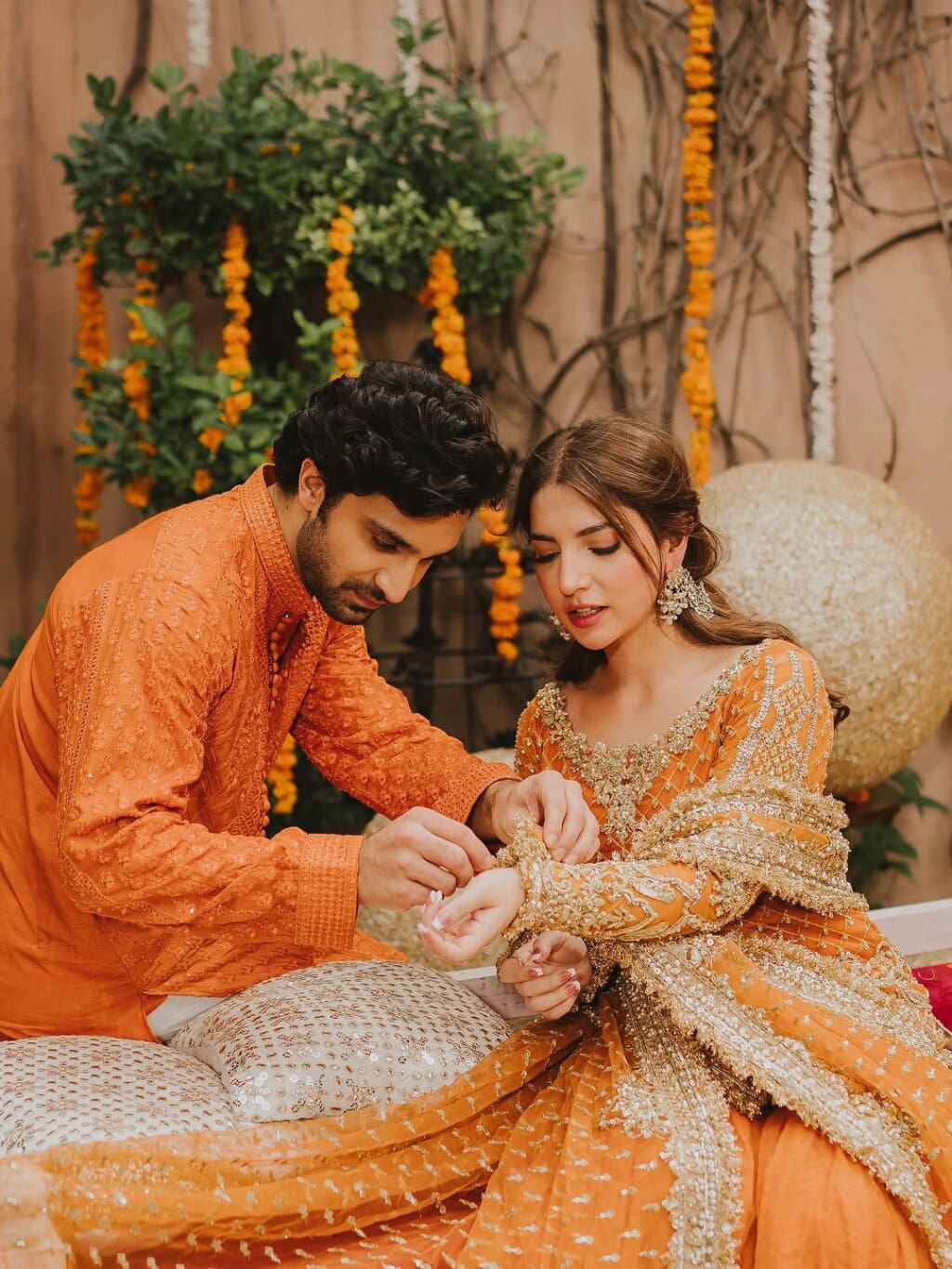 Dananeer Mobeen and Ahad Raza Mir’s Romantic Photoshoot