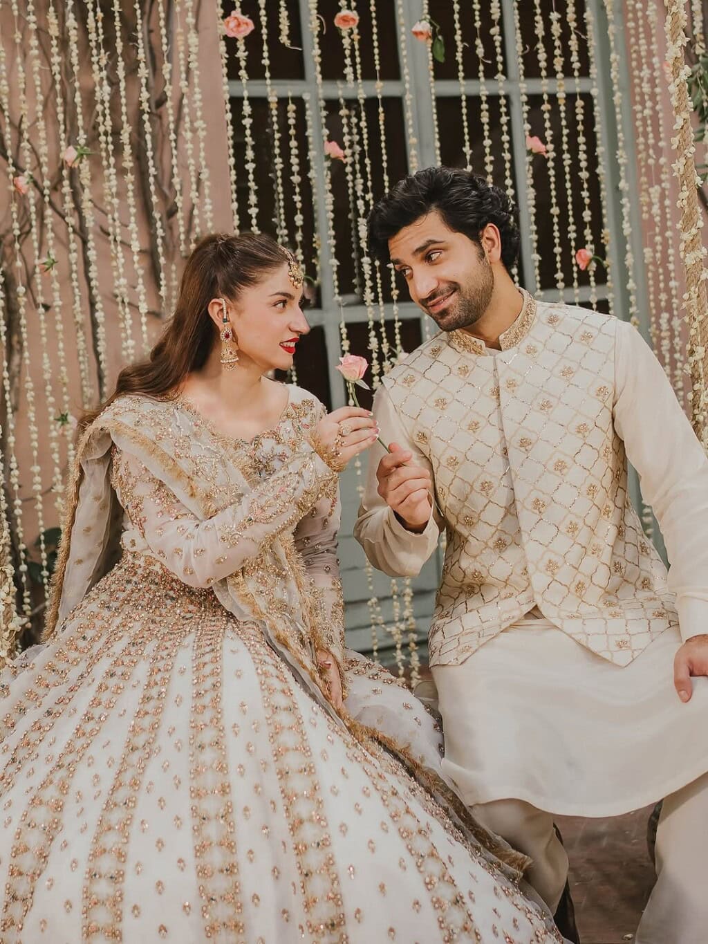 Dananeer Mobeen and Ahad Raza Mir’s Romantic Photoshoot
