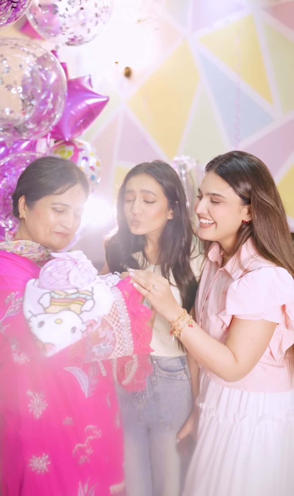 Iqra Kanwal Celebrates Her Daughter’s First Month