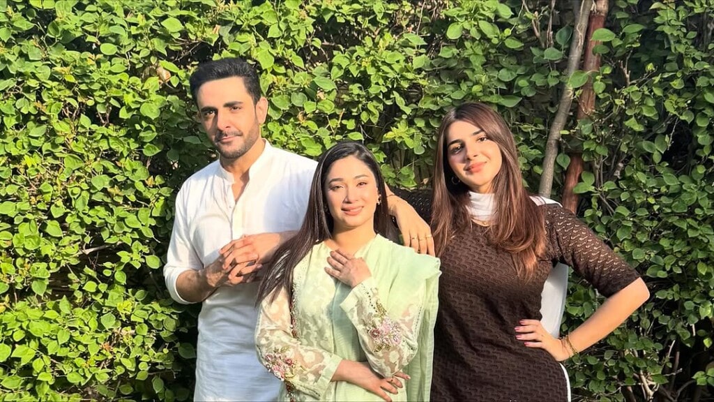Laadli Fame Vaneeza Sattar Bids Farewell to Her First Project Laadli Fame Vaneeza Sattar Bids Farewell to Her First Project