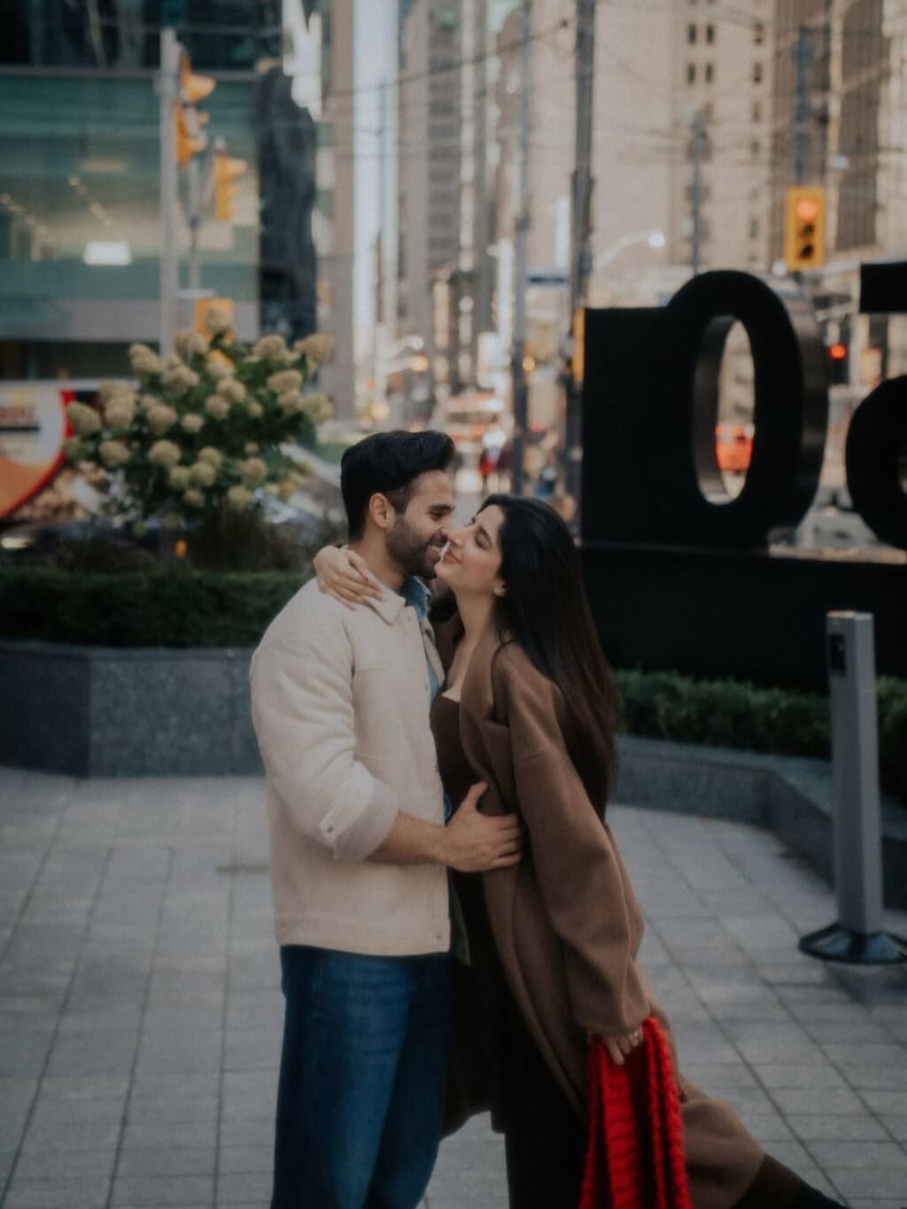 Mawra Hocane’s Honeymoon Pictures from Canada