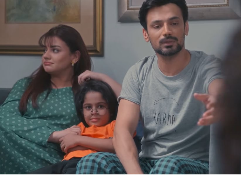 Zara Noor Abbas’s Ill fitted & Badly Designed Outfits in Latest Drama Sparks Debate