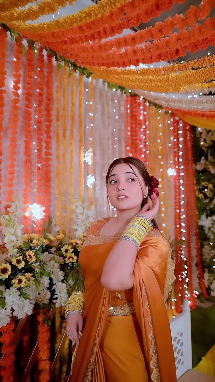 Rabeeca Khan Mayon Pictures & Videos