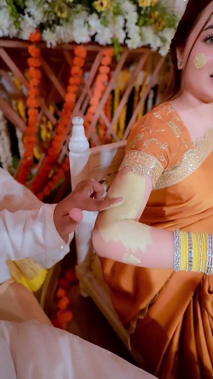 Rabeeca Khan Mayon Pictures & Videos