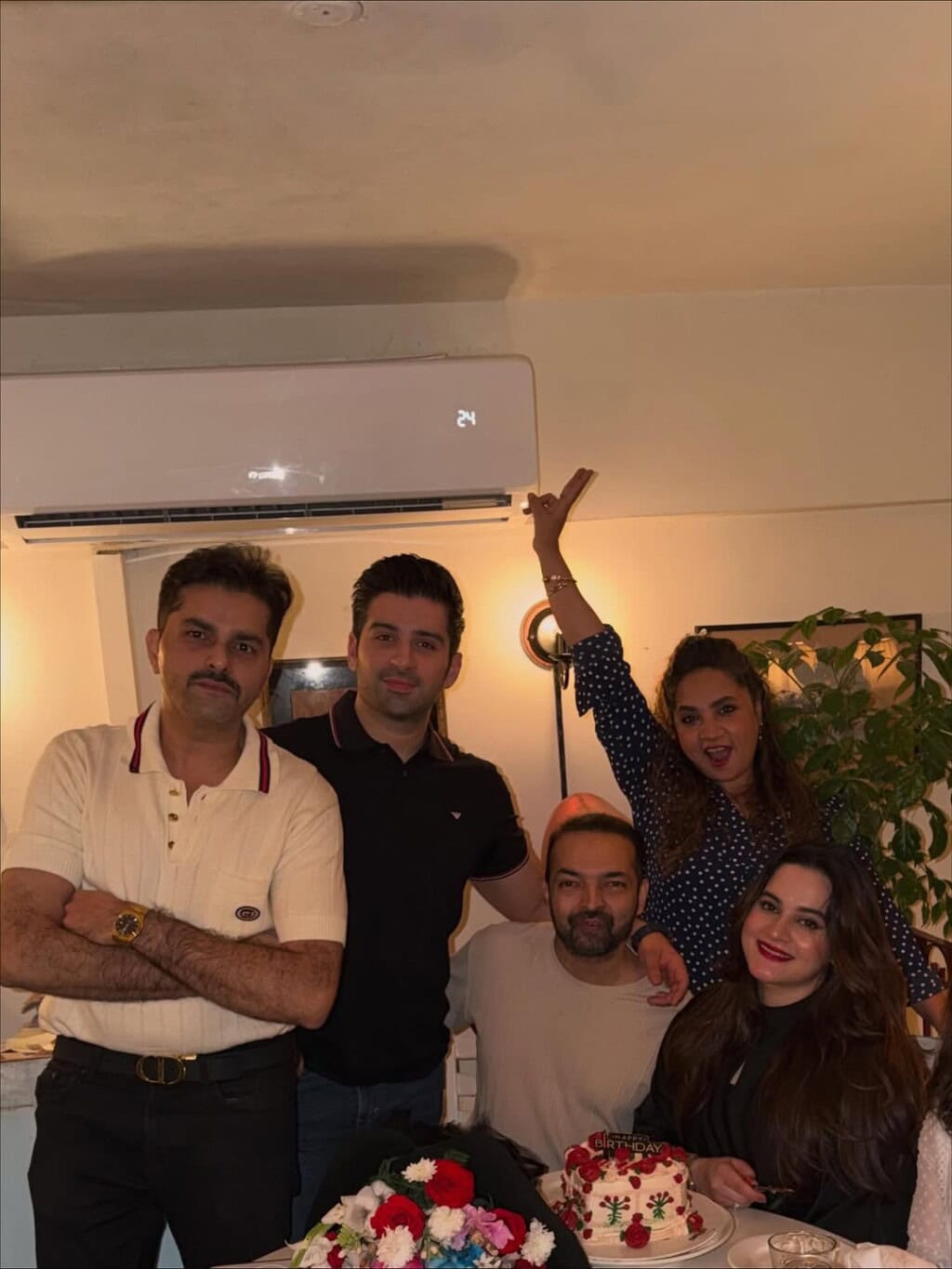 Aiman Khan & Minal Khan Celebrate 27th Birthday Together