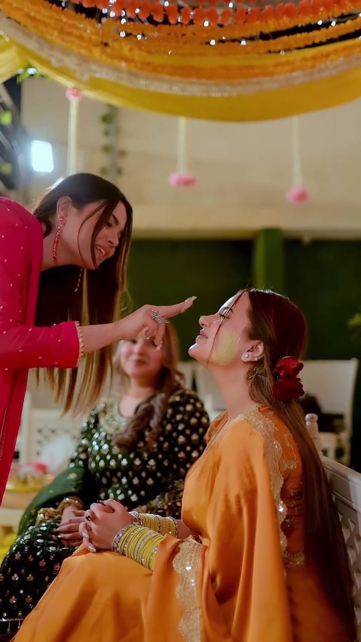 Rabeeca Khan Mayon Pictures & Videos