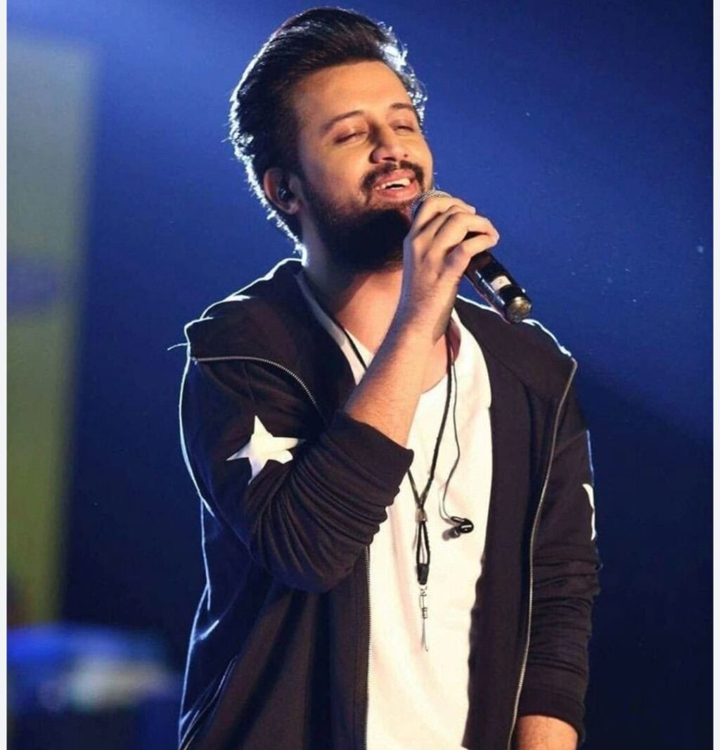 Vivek Oberoi Trolled for Removing Atif Aslam’s Credits from Tere Liye
