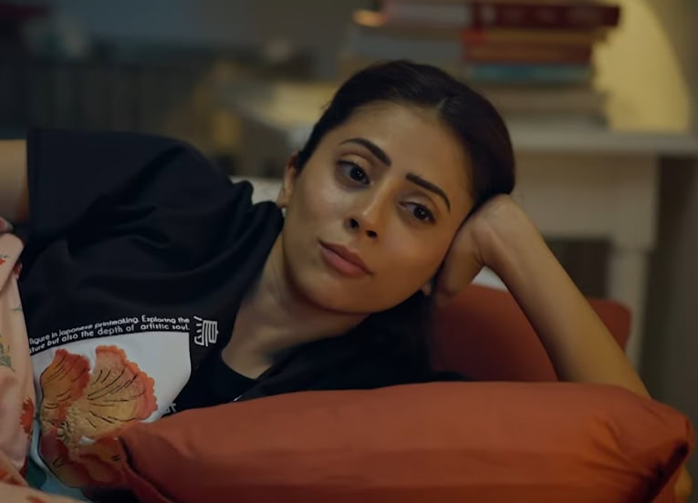 Meri Zindagi Hai Tu Fame Dr Falak Is Related To Famous Celebrities