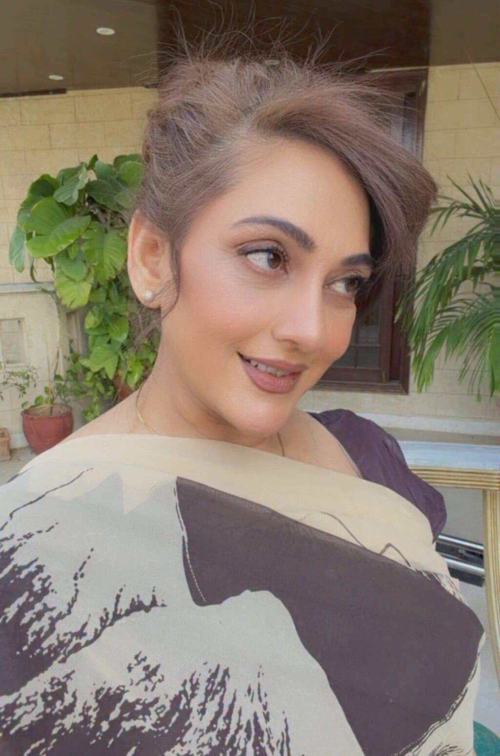 Do Kinaray Famed Dureshehwar’s Mother Trolled Over Her Dressing & Actions