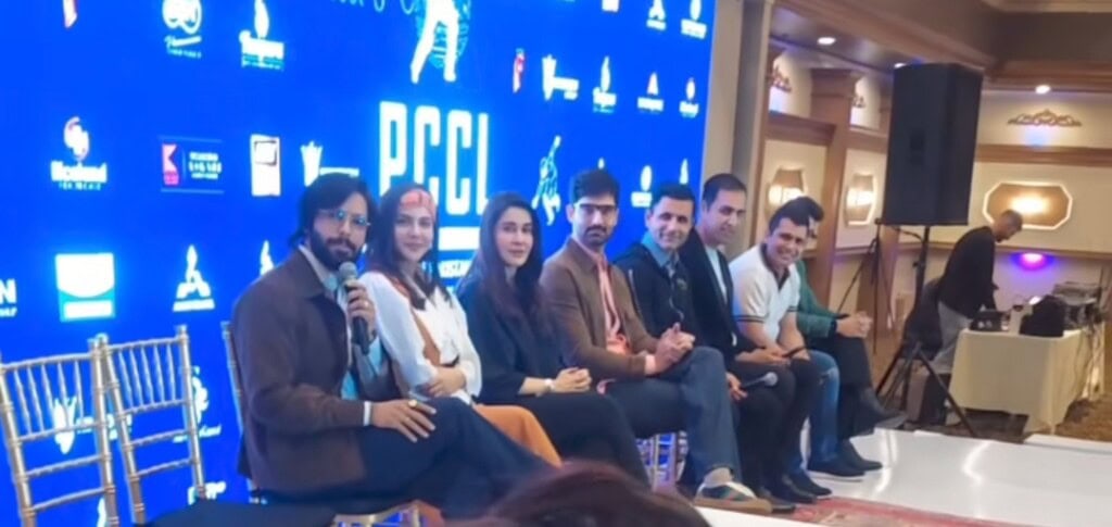 Fahad Mustafa Flirts With A Fan in the USA