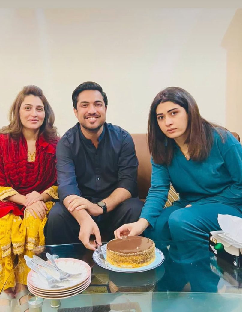 Iqrar ul Hassan & Aroosa Khan Anniversary Celebration With First Wife Criticized