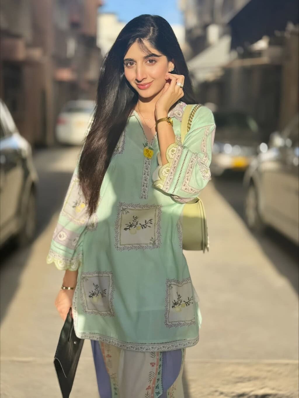 Mawra Hocane Shares Memorable BTS from Jama Taqseem