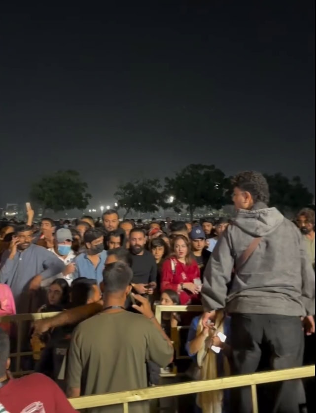 Karachi Concert Turns Chaotic Due to Mismanagement