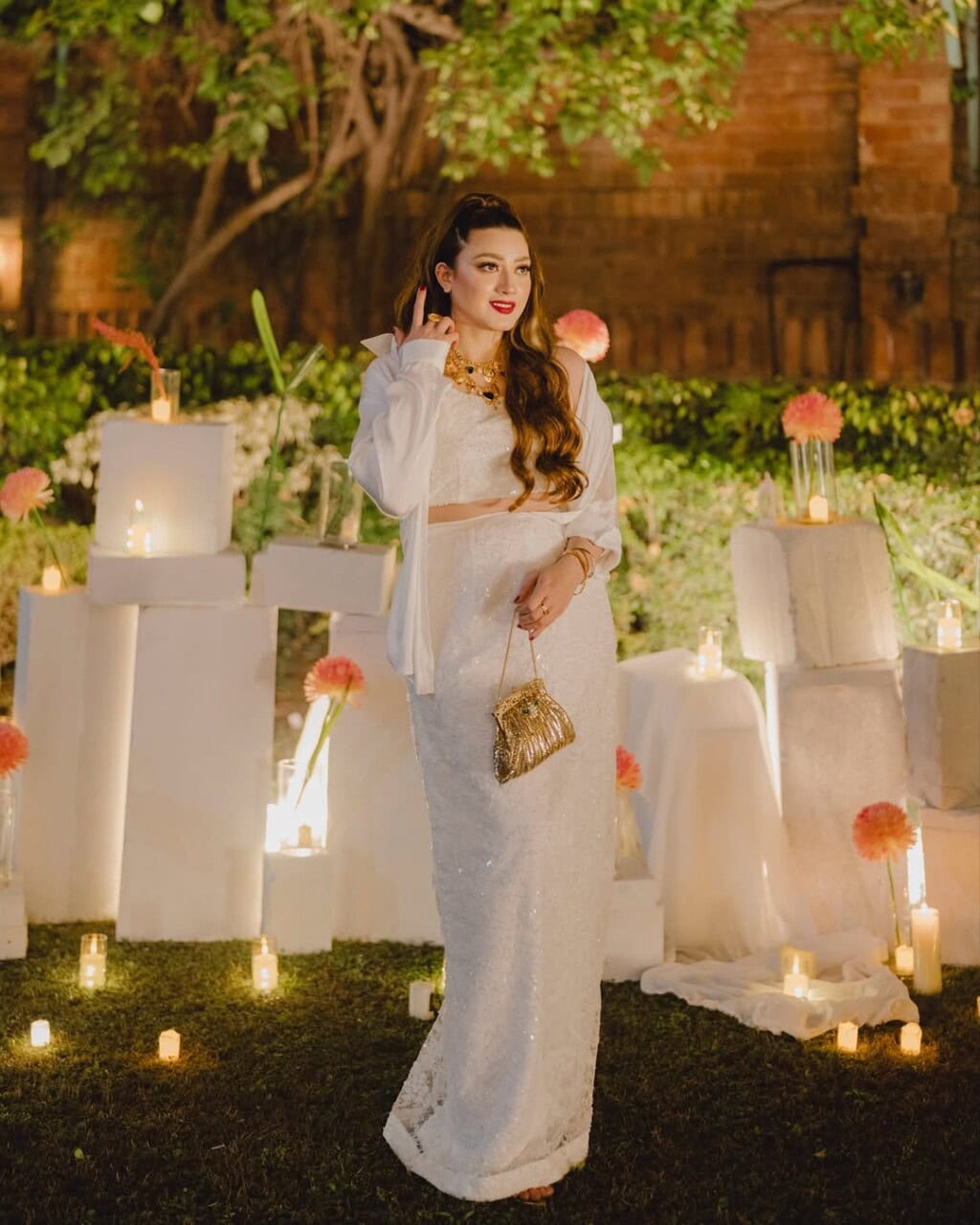 Is Momina Iqbal Engaged