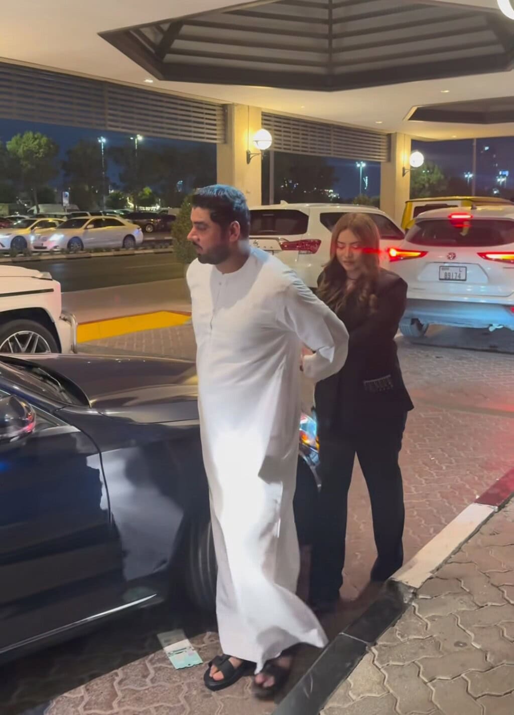 Neelam Muneer Videos With Husband Get Praise