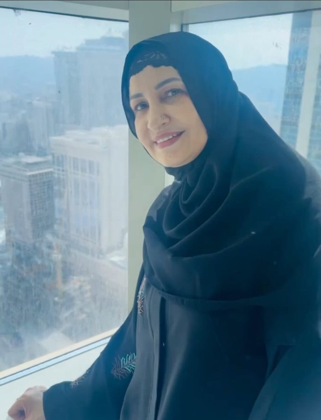 Saba Faisal Performs Umrah with Sons & Grandson