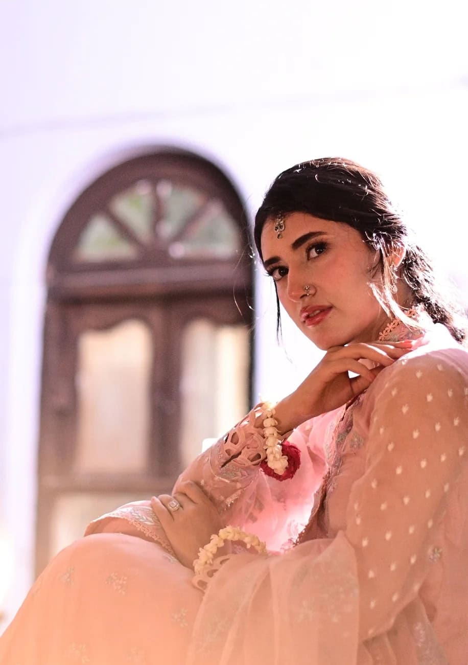 Feroze Khan & Sahar Hashmi Upcoming Drama Details