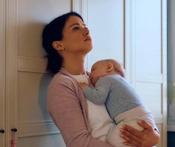 Sarwat Gilani Warns Women About Postpartum Depression