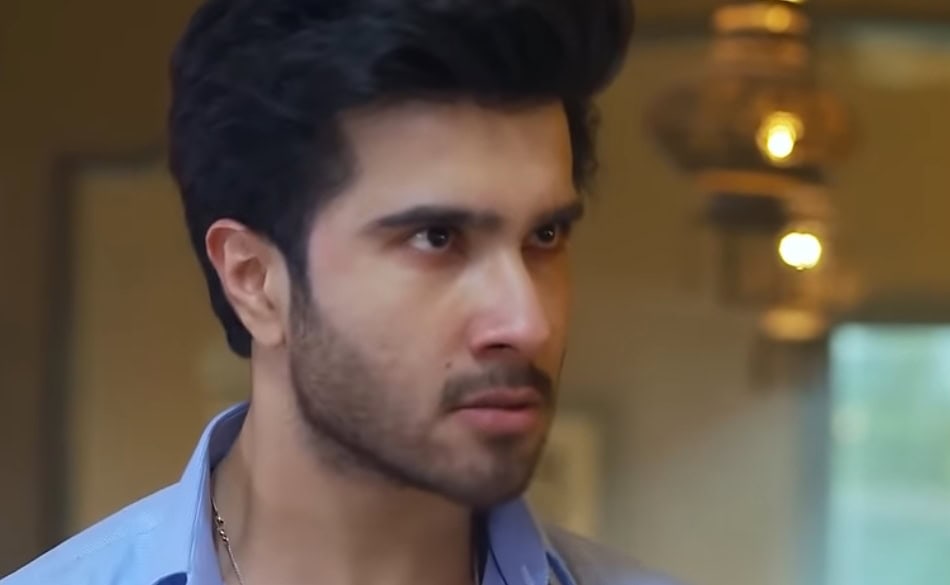 Viewers Compare Meri Zindagi Hai Tu’s Kamyar with Khaani’s Mir Hadi