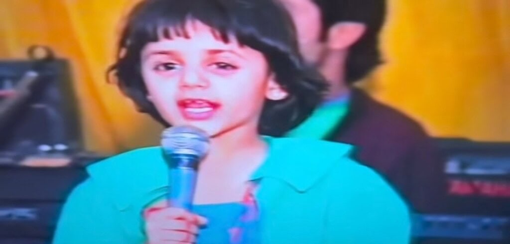 Hira Mani’s Childhood Dance Clip Gets Public Attention