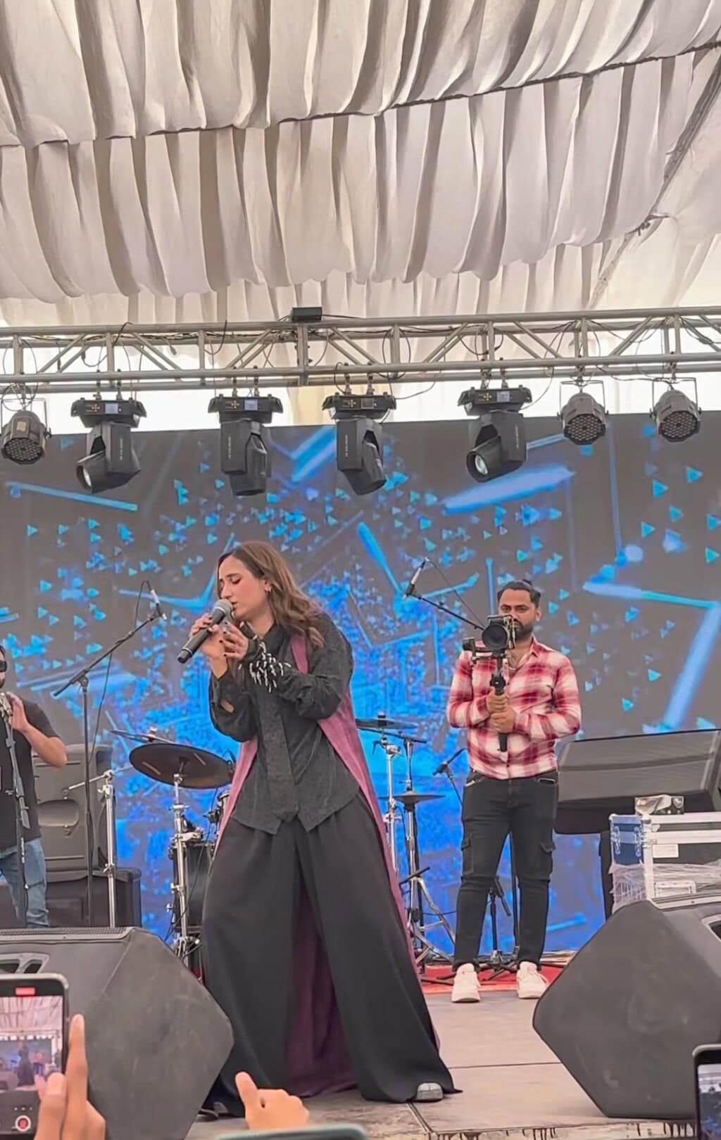 Bol Kaffara fame Sehar Gul’s Live Saiyaara Performance Trolled
