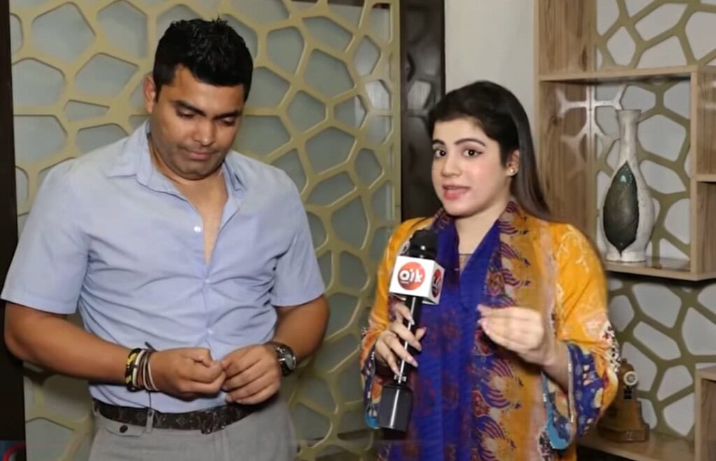 Viral Anchor Mehrunnisa’s Interview with Umer Akmal Trolled