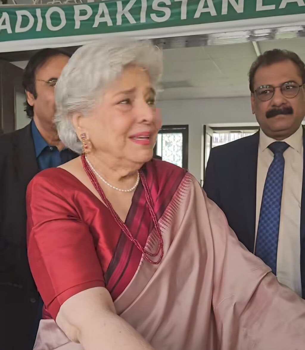 Uzma Gillani & Sohail Ahmed’s Emotional Reunion Melts Hearts