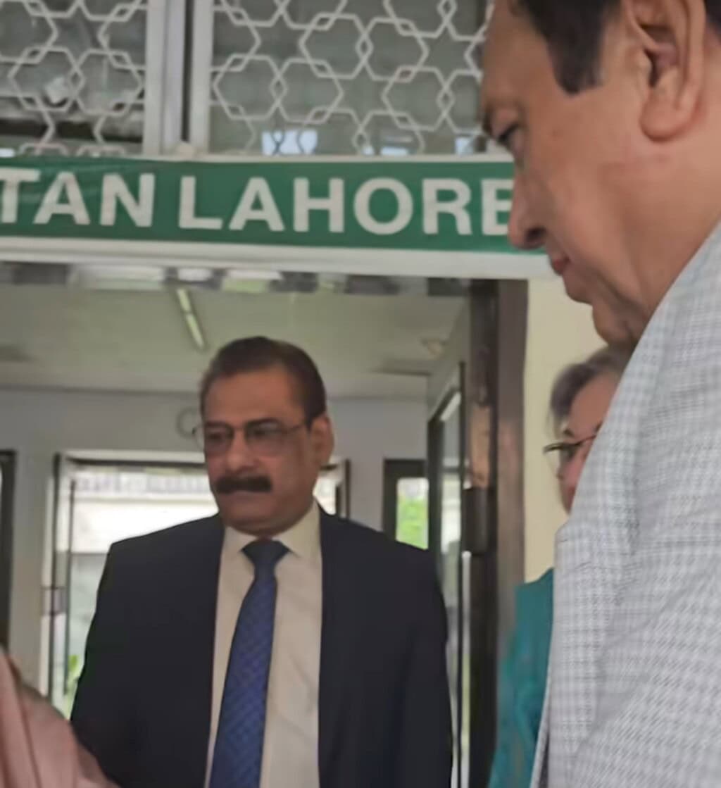 Uzma Gillani & Sohail Ahmed’s Emotional Reunion Melts Hearts