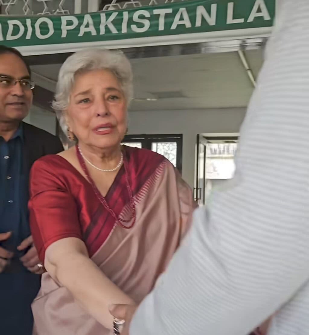 Uzma Gillani & Sohail Ahmed’s Emotional Reunion Melts Hearts