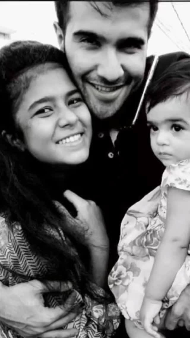 Feroze Khan’s Sister Reveals Money Paid To Aliza Sultan