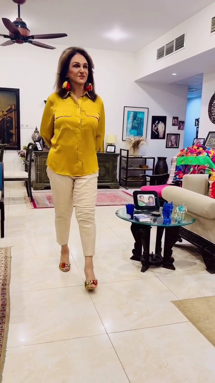 Bushra Ansari’s Modern Style In Latest VideoUnder Scrutiny