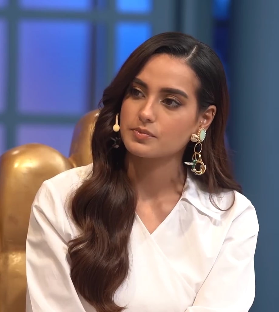 Iqra Aziz’sInterview Resurfaces After Feroze Khan Latest Interview